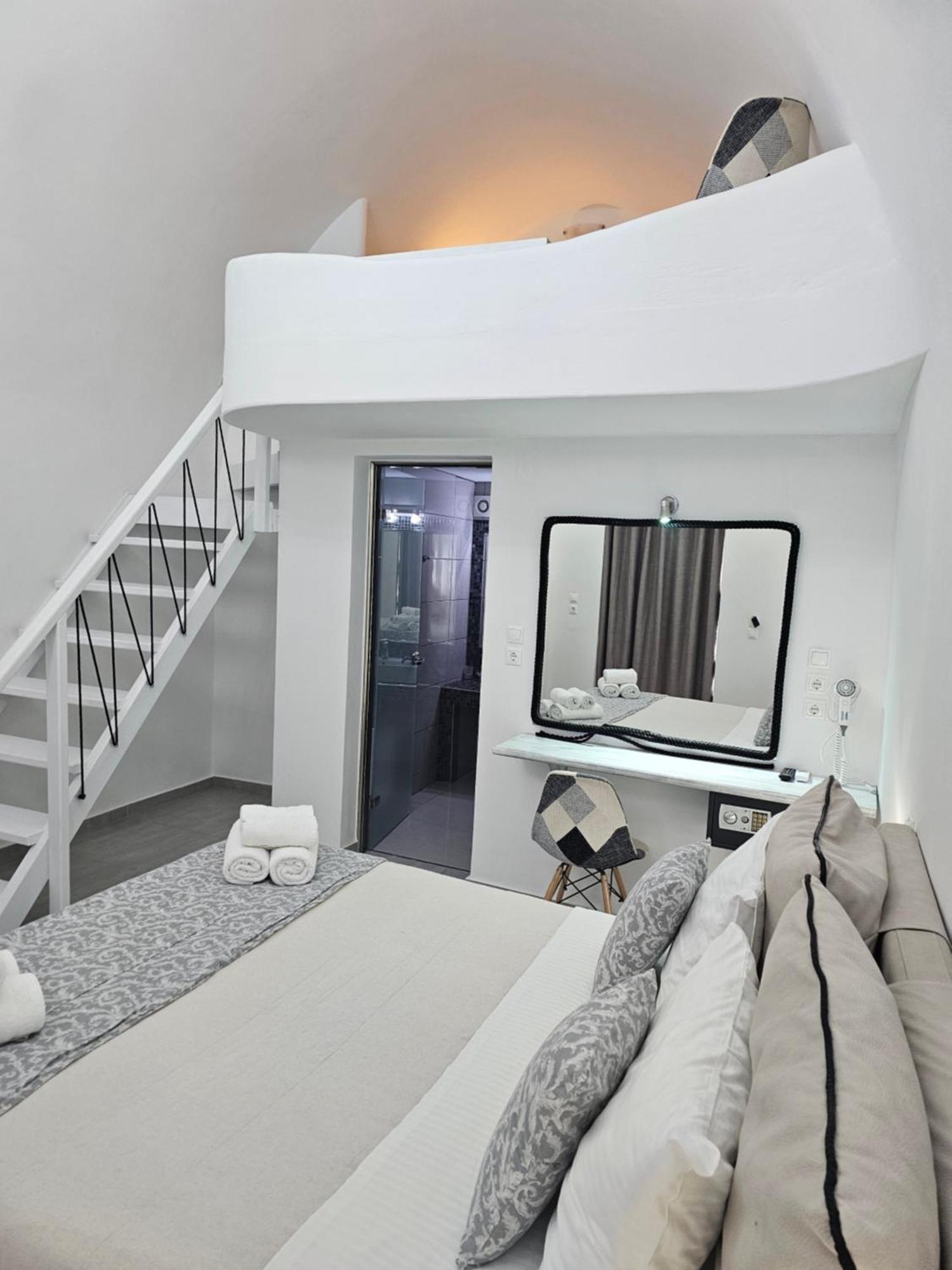Unique Leta Apartment Fira  Bagian luar foto