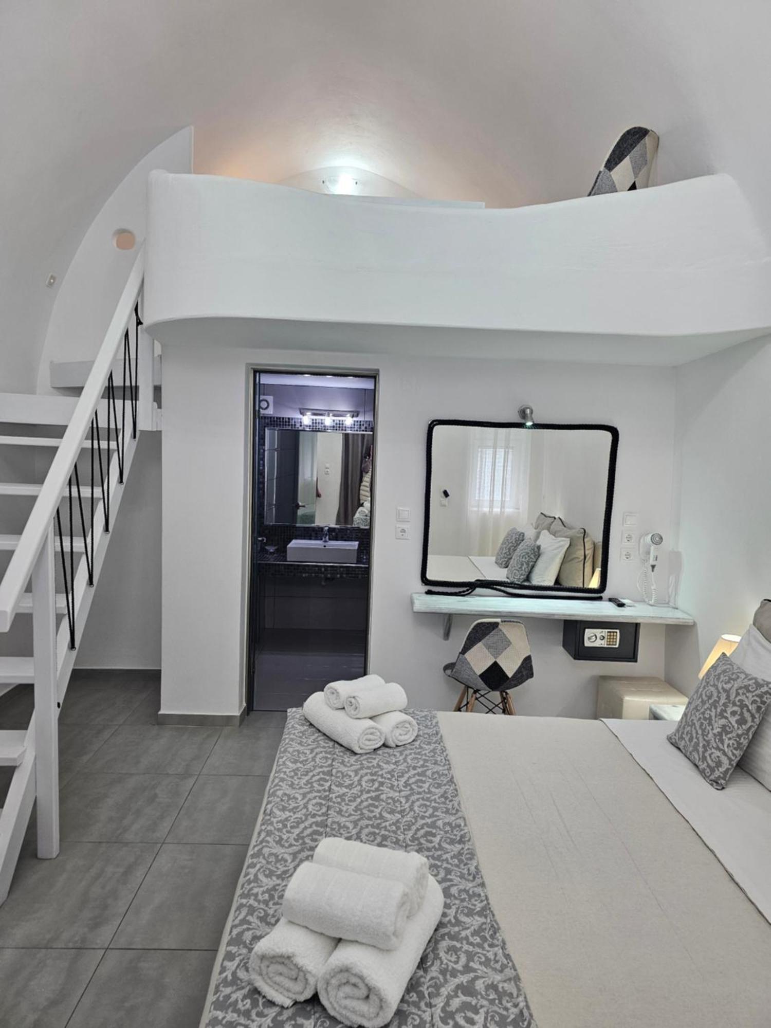 Unique Leta Apartment Fira  Bagian luar foto
