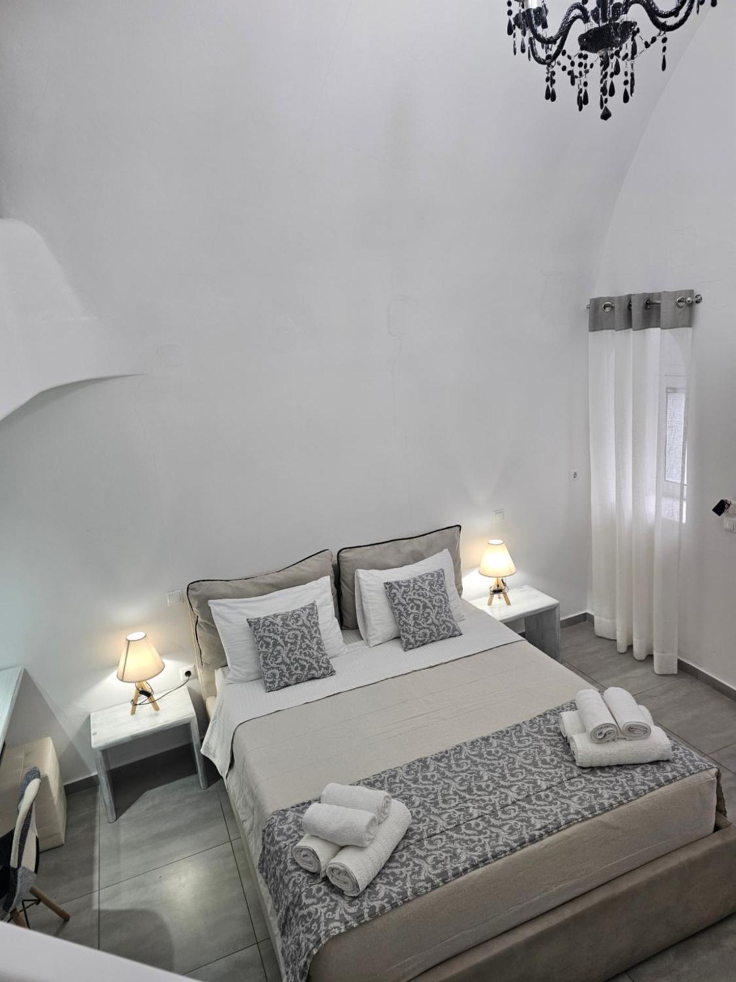 Unique Leta Apartment Fira  Bagian luar foto