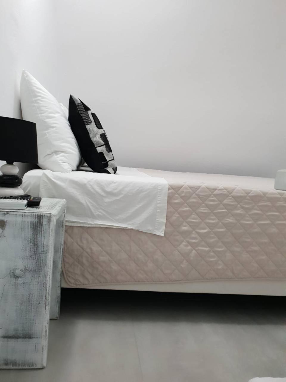 Unique Leta Apartment Fira  Bagian luar foto